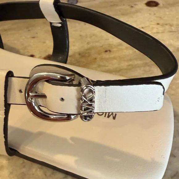 Michael Kors White Slingback Sandals., Size 10 - Picture 6 of 9